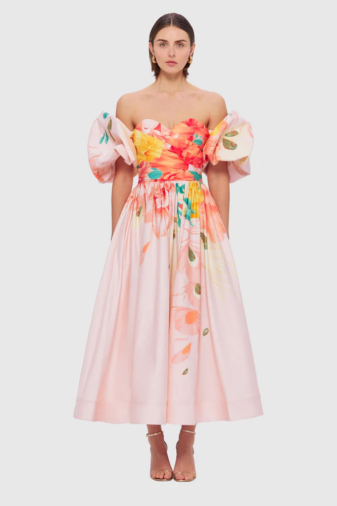 leo lin matilda dress Romantic to the core, the #LeoLin Matilda Puff Sleeve Midi Dress is available to hire in sizes 6, 8, 10 & 12 Head to our website at www.dresshireau.com.au to secure your